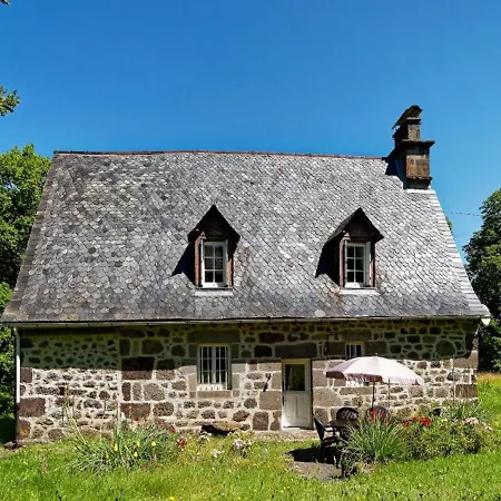 Maison En Pierre Avec Jardin Pres De Vic-sur-cere, Proche Cantal Et Parc Des Volcans, Tout Confort. - Fr-1-742-176 Дом отдыха *