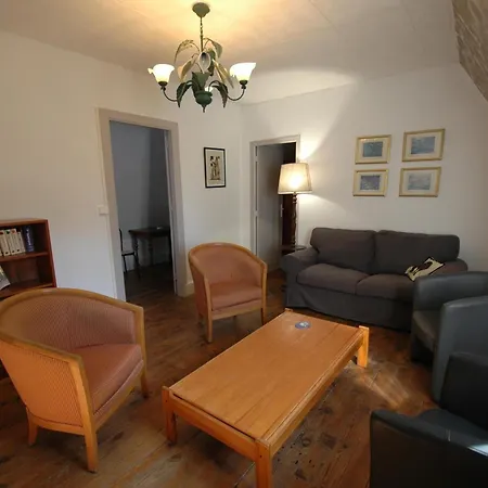 Дом отдыха Maison En Pierre Avec Jardin Pres De Vic-sur-cere, Proche Cantal Et Parc Des Volcans, Tout Confort. - Fr-1-742-176 Вик-сюр-Сер